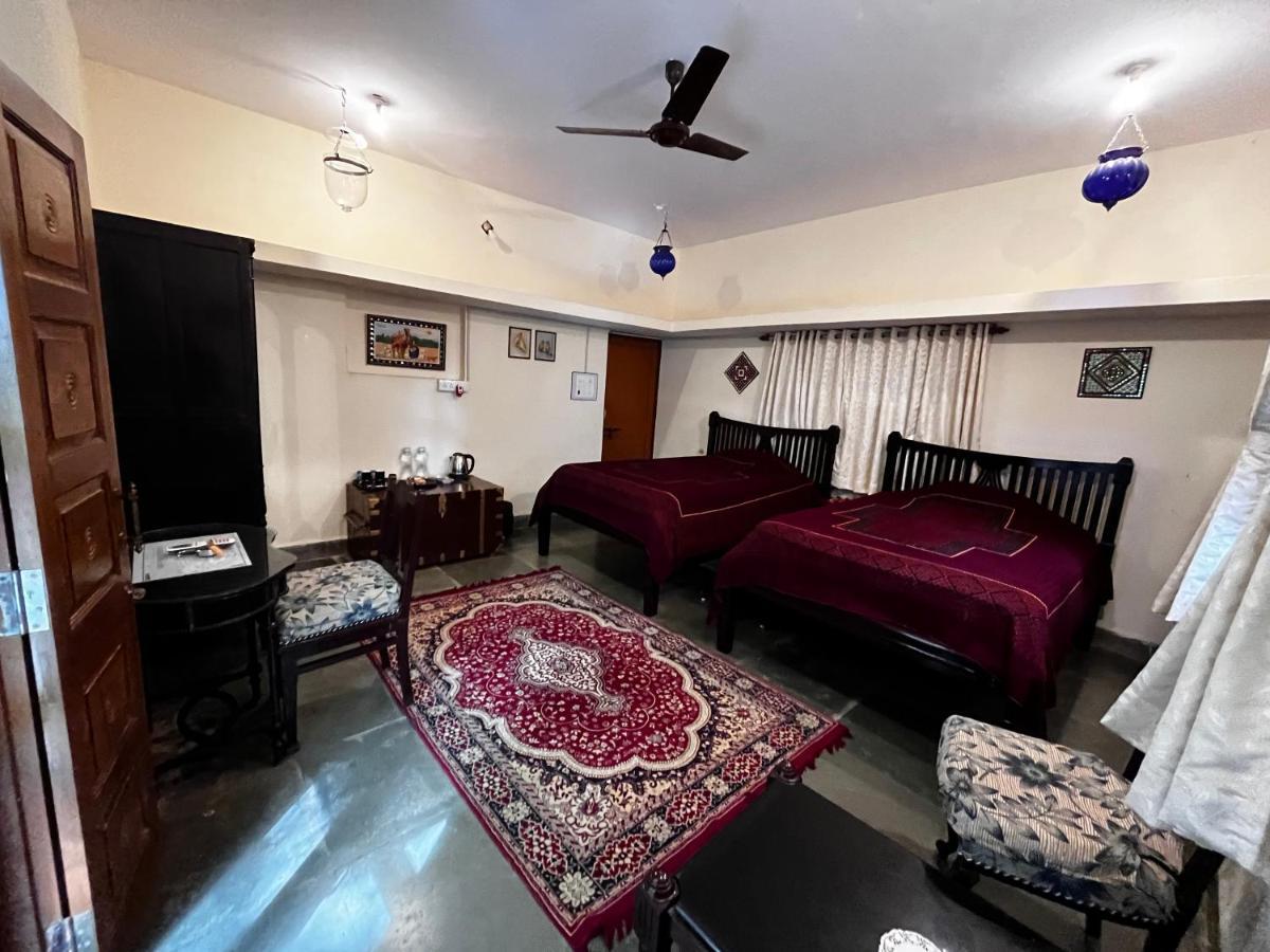 Sharad Baug Homestay Bhuj Dış mekan fotoğraf