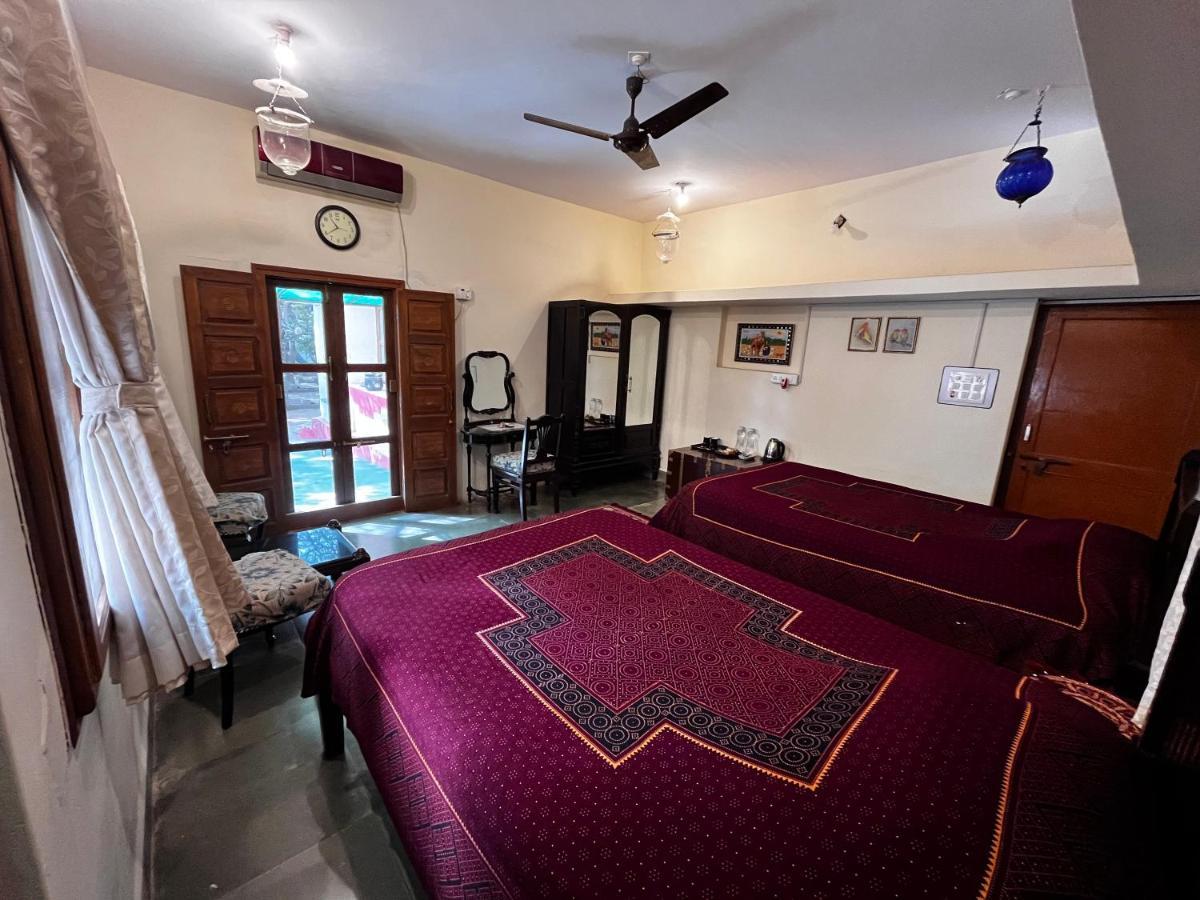 Sharad Baug Homestay Bhuj Dış mekan fotoğraf