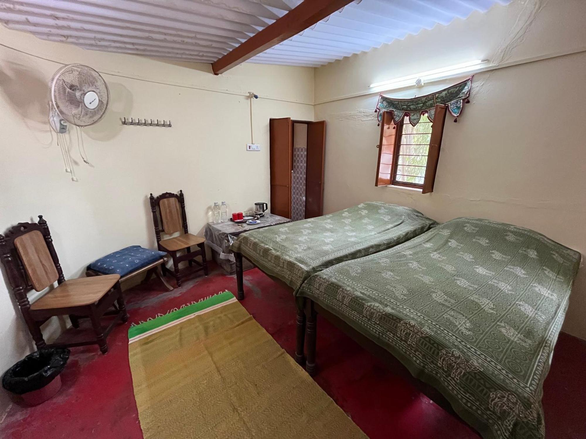 Sharad Baug Homestay Bhuj Dış mekan fotoğraf