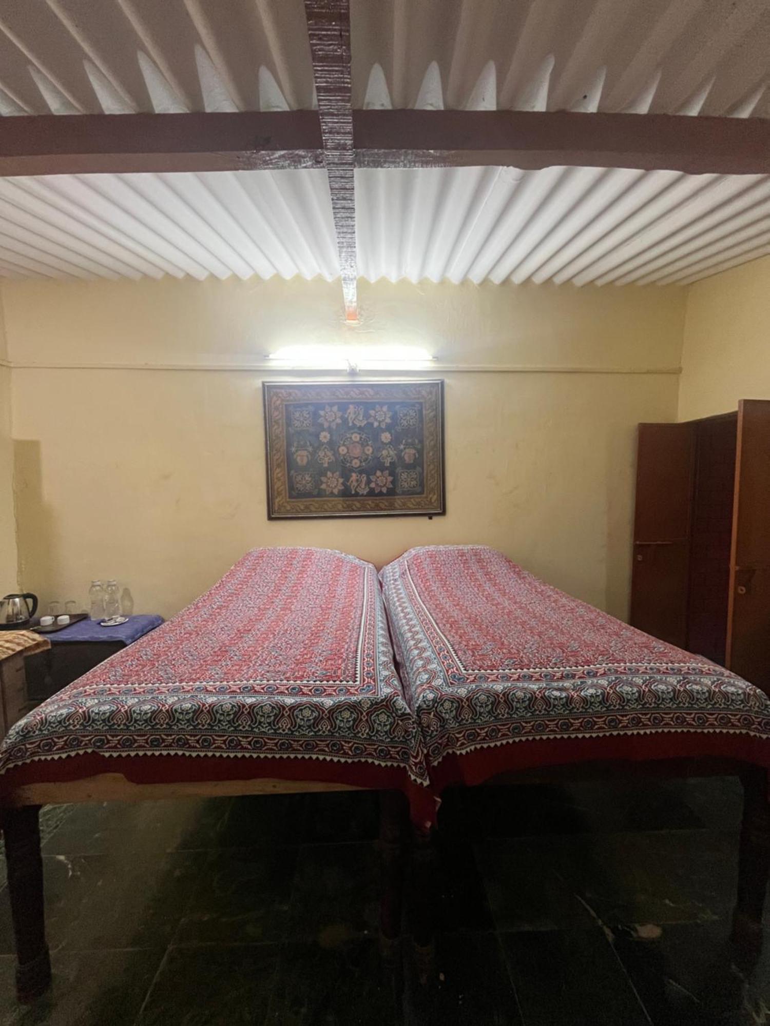 Sharad Baug Homestay Bhuj Dış mekan fotoğraf